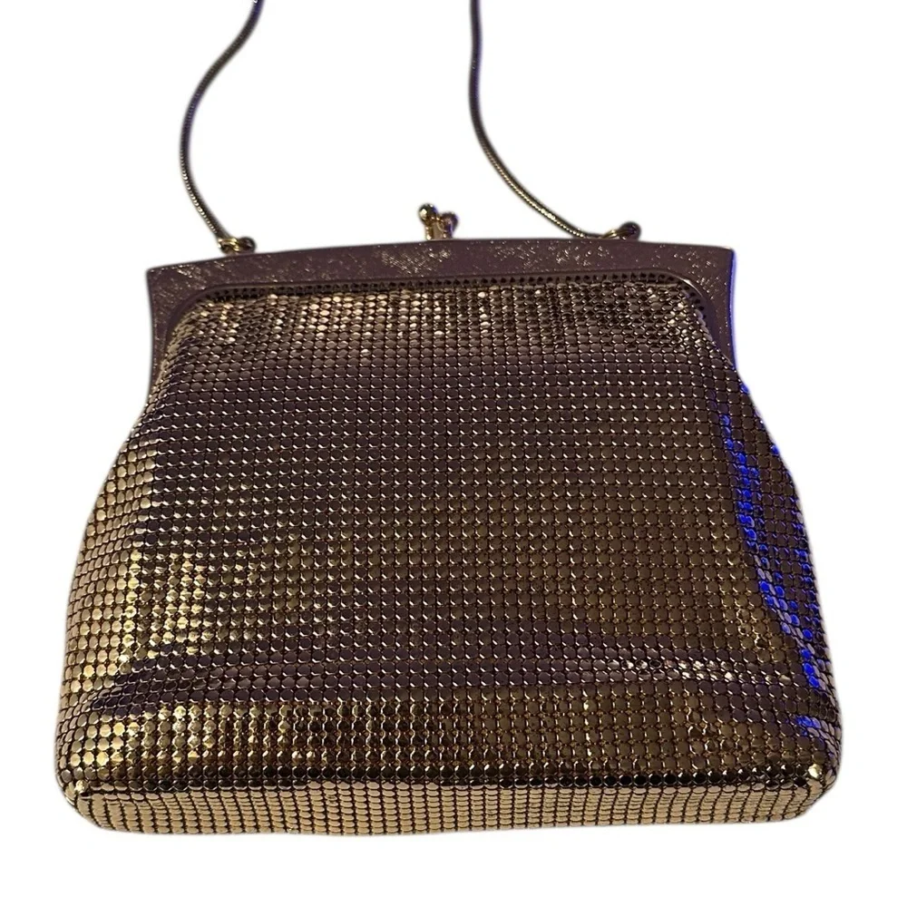 Glomesh gold branded